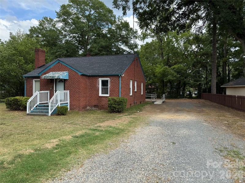 945 Confederate Ave, Rock Hill, SC 29730