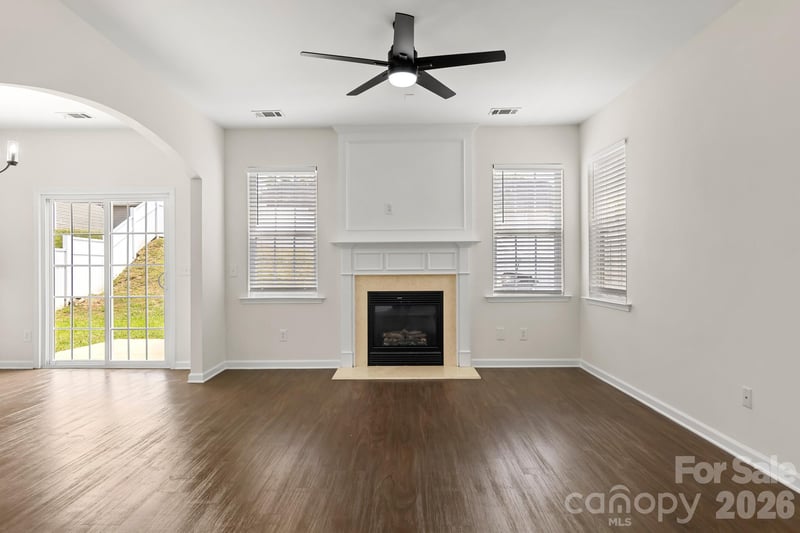 745 Lumber Ln, Charlotte, NC 28214