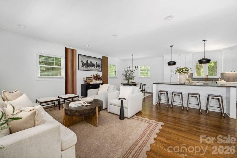 6614 Old Providence Rd, Charlotte, NC 28226
