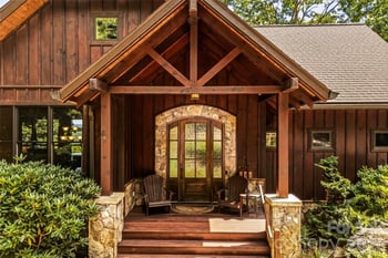136 Merrills Ridge Rd, Asheville, NC 28803