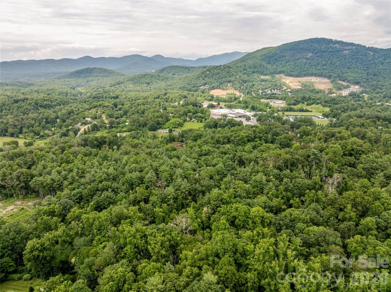 99999 Reynolds School Rd, Asheville, NC 28806