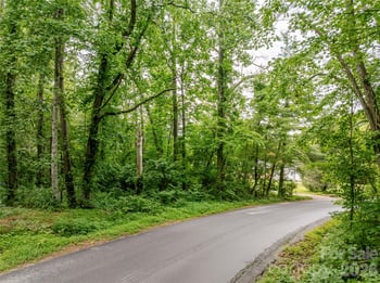 99999 Reynolds School Rd, Asheville, NC 28806