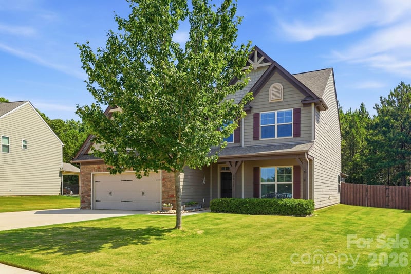 5917 Mcclintock Dr, Denver, NC 28037