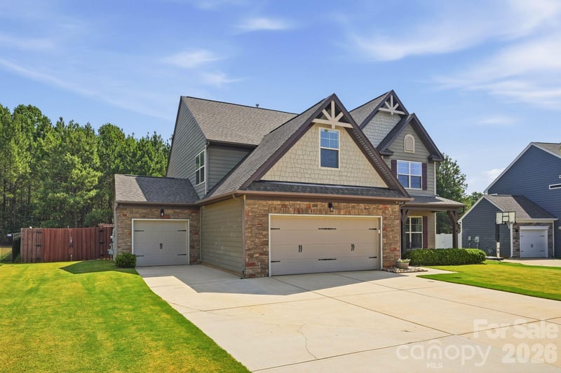 5917 Mcclintock Dr, Denver, NC 28037