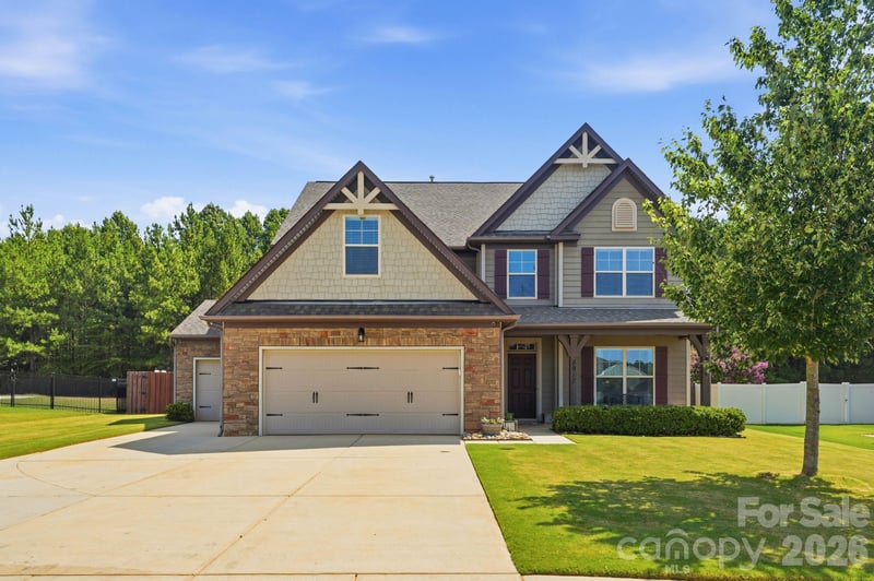 5917 Mcclintock Dr, Denver, NC 28037