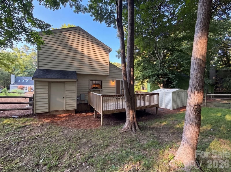 2427 Brook Canyon Dr, Charlotte, NC 28212