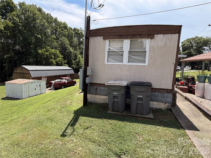 806 Oval St, Kannapolis, NC 28081