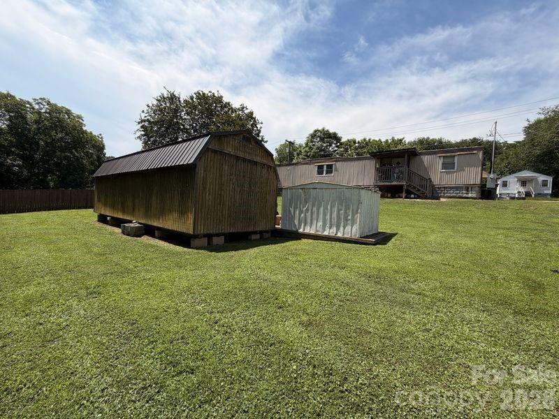 806 Oval St, Kannapolis, NC 28081