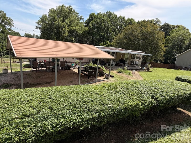 806 Oval St, Kannapolis, NC 28081