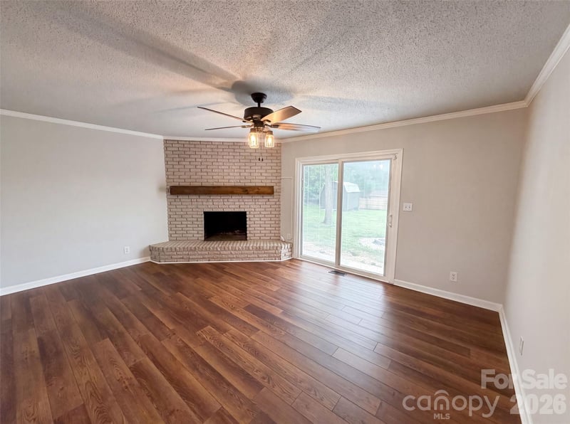 507 Texas Trl, Dallas, NC 28034