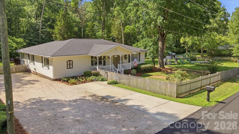 313 Elwood St, Kannapolis, NC 28081