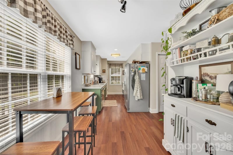 2114 Pinnacle View Dr, Kings Mountain, NC 28086