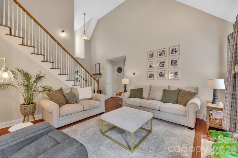 2114 Pinnacle View Dr, Kings Mountain, NC 28086