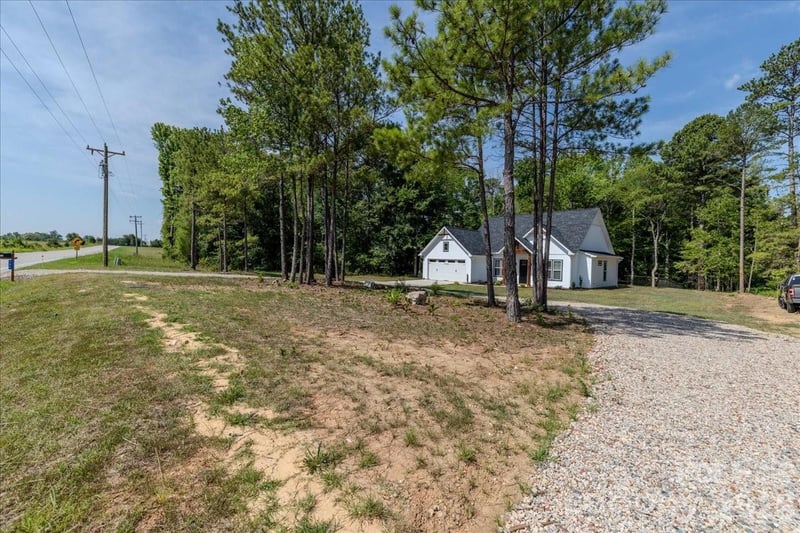 725 Potter Rd, Lancaster, SC 29720
