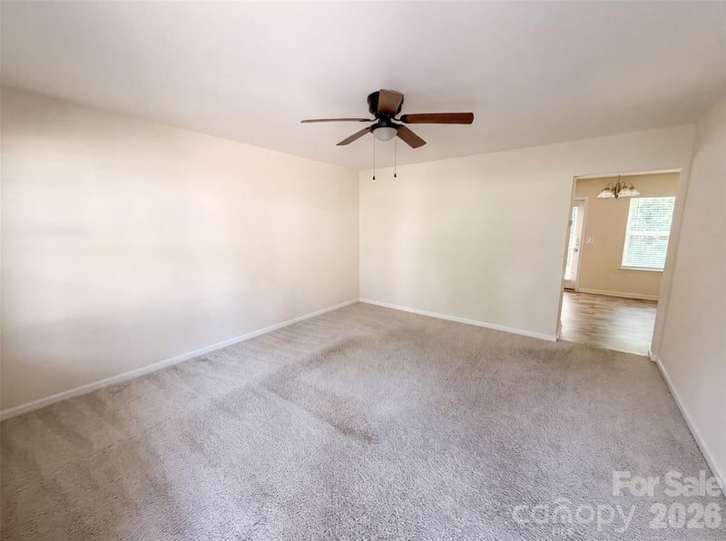 3413 Winslow Dr, Charlotte, NC 28269