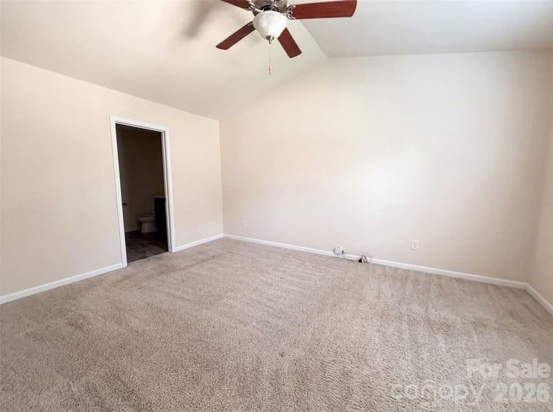 3413 Winslow Dr, Charlotte, NC 28269
