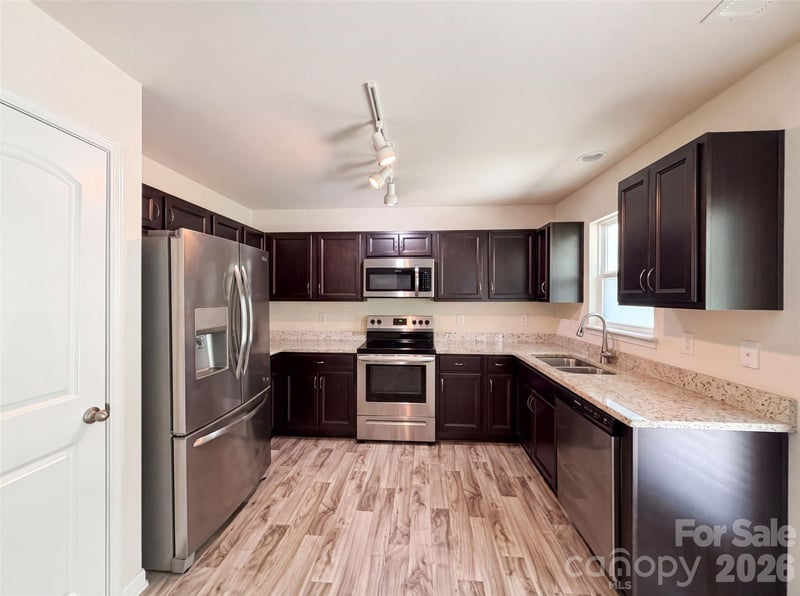 3413 Winslow Dr, Charlotte, NC 28269