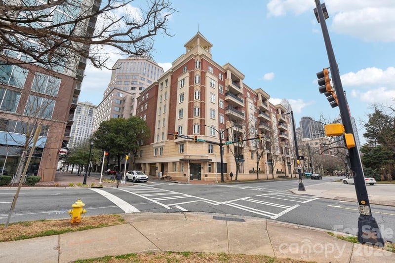 572 Church St, Charlotte, NC 28202