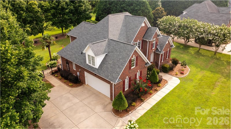 527 Hallman Dr, Rock Hill, SC 29732