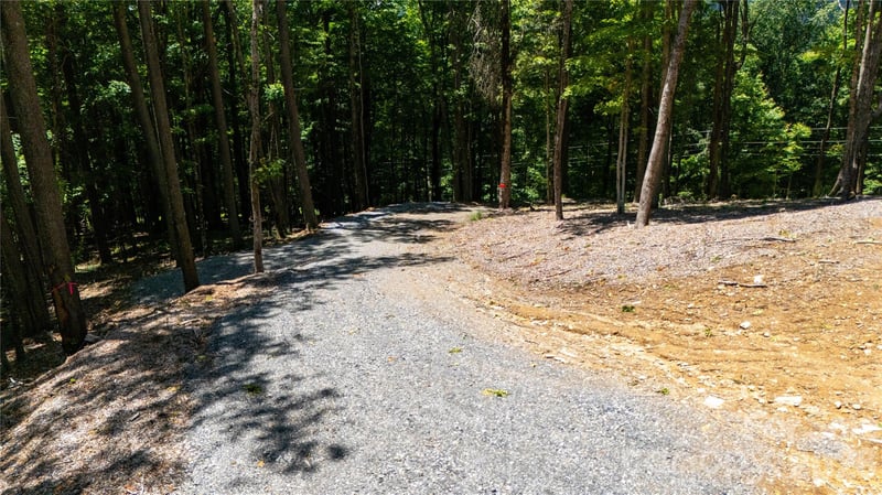 000 Hamlin Ln, Mars Hill, NC 28754
