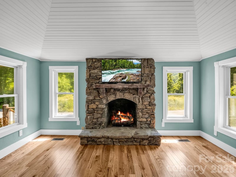 216 Aiken Rd, Rosman, NC 28772