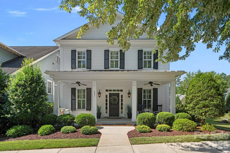 641 Hudson Pl, Davidson, NC 28036