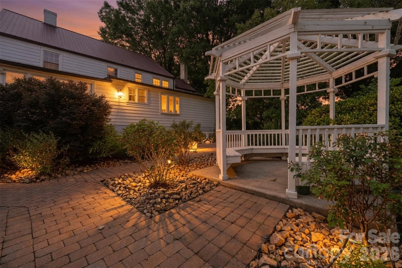 1670 Southwest Blvd, Newton, NC 28658
