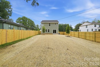 1735 Byrum St, Charlotte, NC 28216