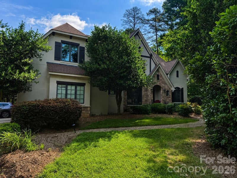3003 Ocaso Ct, Matthews, NC 28104