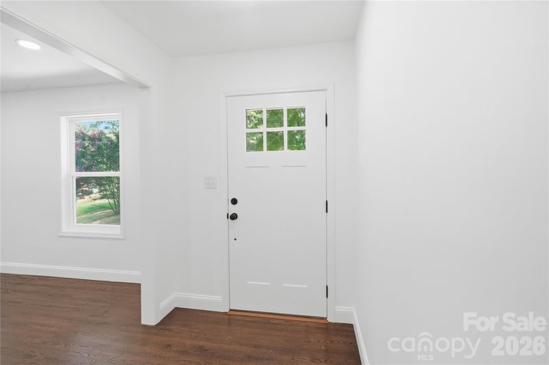 6908 Ludwig Dr, Charlotte, NC 28215