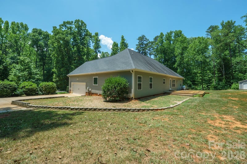 4628 Cayton Dr, Maiden, NC 28650