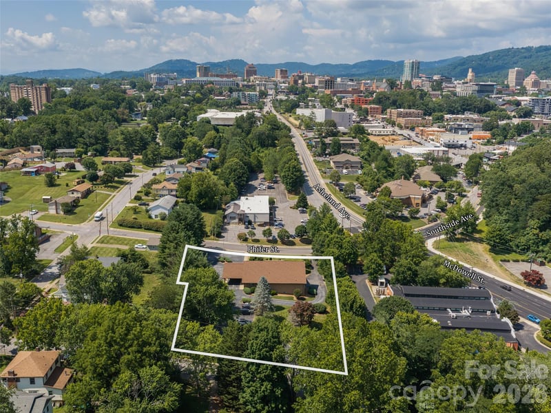60 Phifer St, Asheville, NC 28801