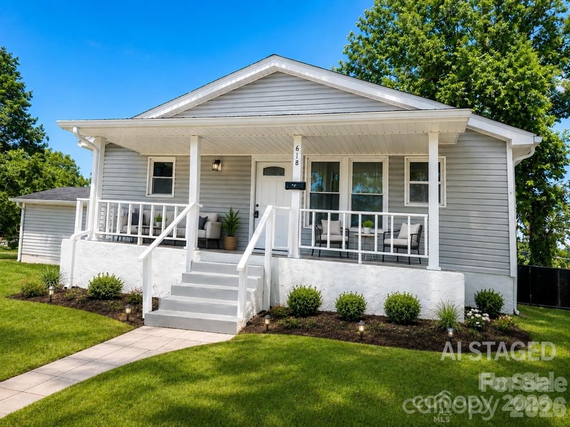618 Center St, Hickory, NC 28602