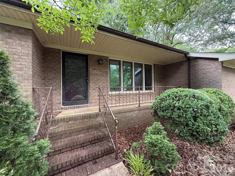 2207 Billy St, Kannapolis, NC 28083