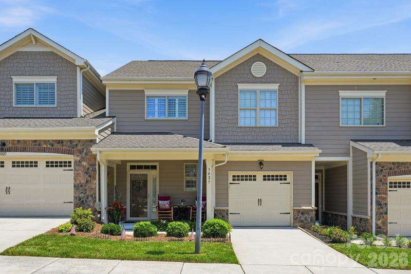 3025 Callaway Ct, Cramerton, NC 28032