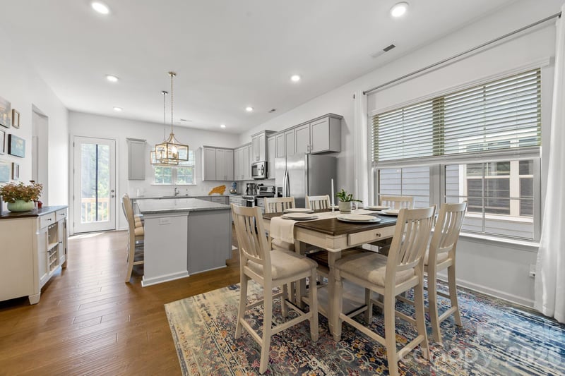 9432 Ainslie Downs St, Charlotte, NC 28273