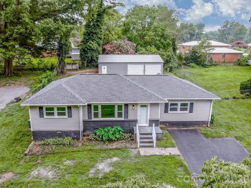 1317 Meadowbrook Cir, Salisbury, NC 28144