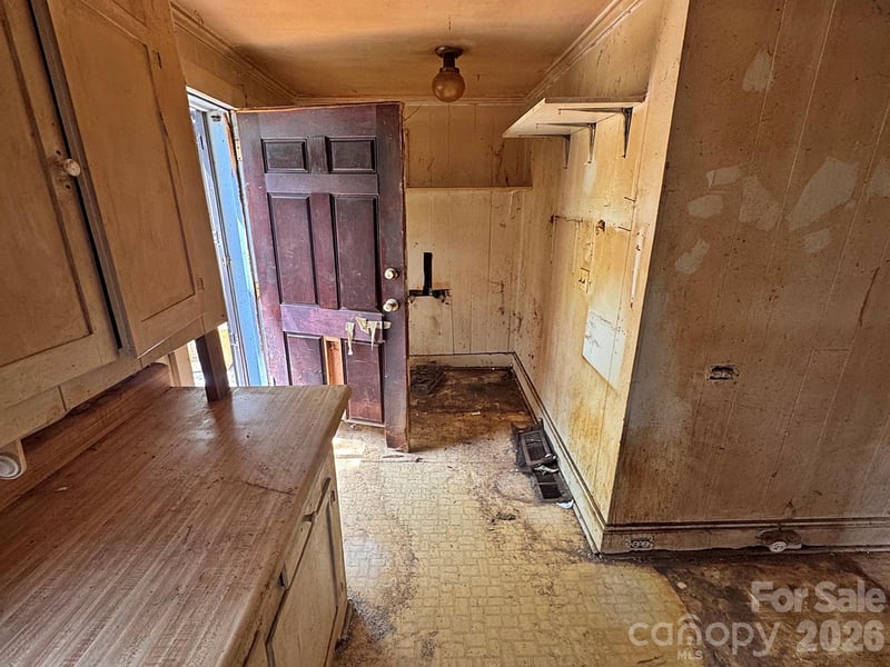 2806 Royal Ave, Kannapolis, NC 28083