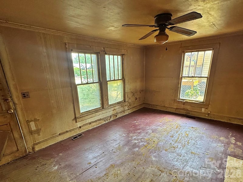 2806 Royal Ave, Kannapolis, NC 28083