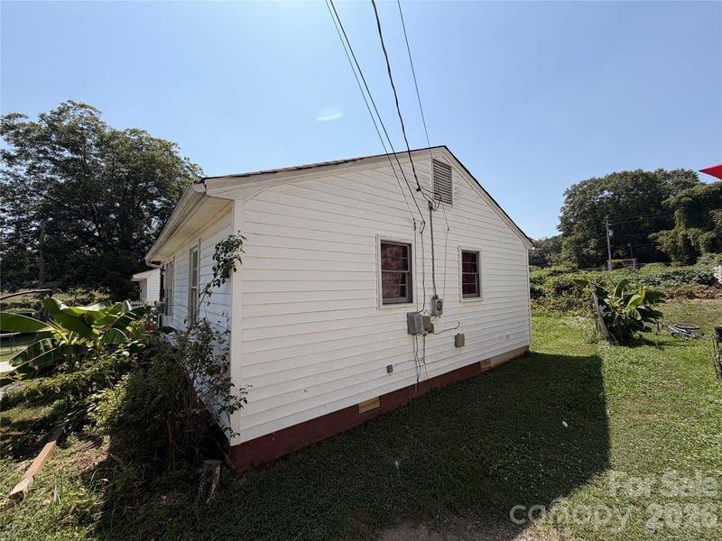 215 Sloan Ave, Gastonia, NC 28052