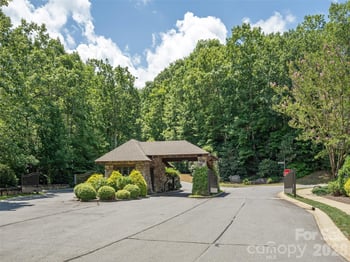 21 Sisters View Dr #144, Black Mountain, NC 28711