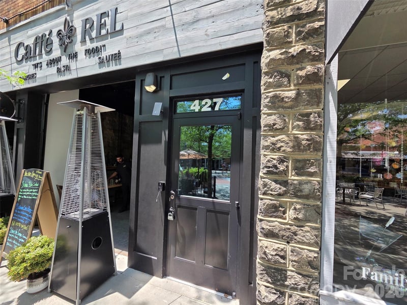 425 - 427 Main St, Hendersonville, NC 28792