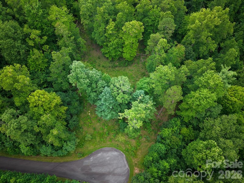 120 Ben Lippen School Rd, Asheville, NC 28806