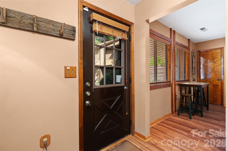 37 George Cir, Maggie Valley, NC 28751