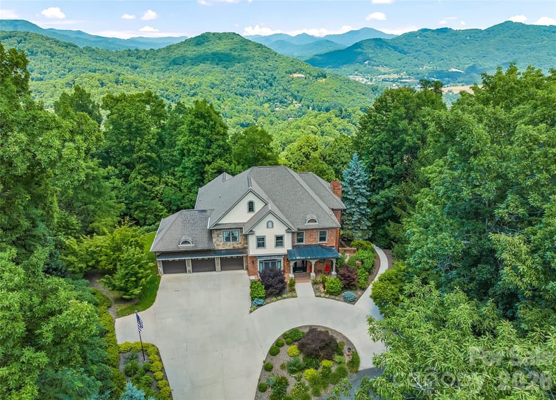 106 Coyote Rg, Maggie Valley, NC 28751