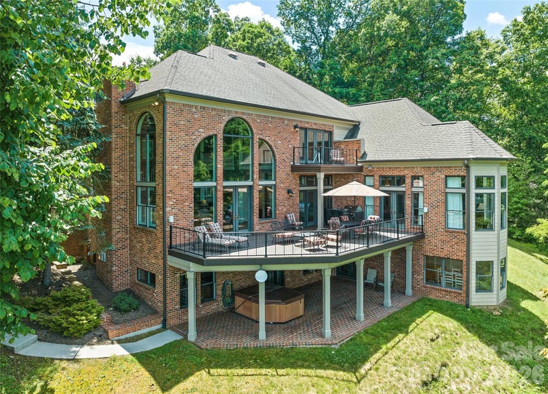 106 Coyote Rg, Maggie Valley, NC 28751