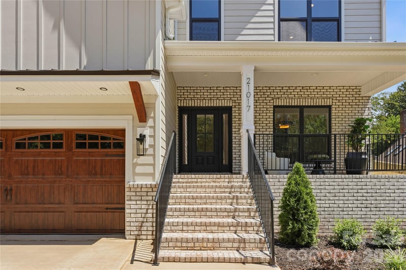 21017 Entrada Dr, Cornelius, NC 28031