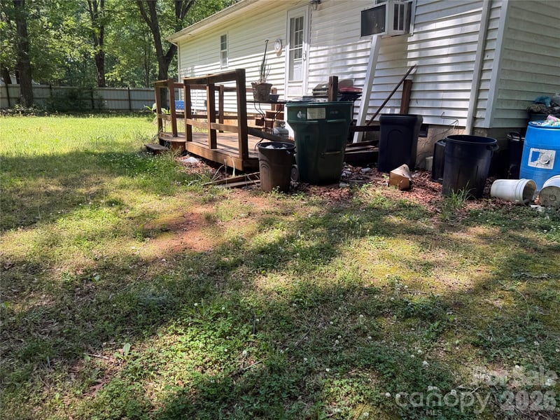 4355 Bob St, Claremont, NC 28610