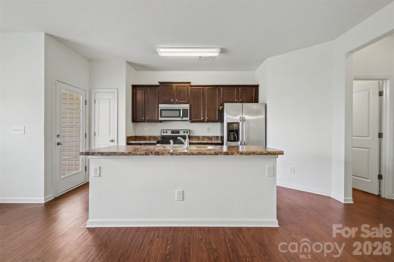 9369 Hamel St, Charlotte, NC 28215