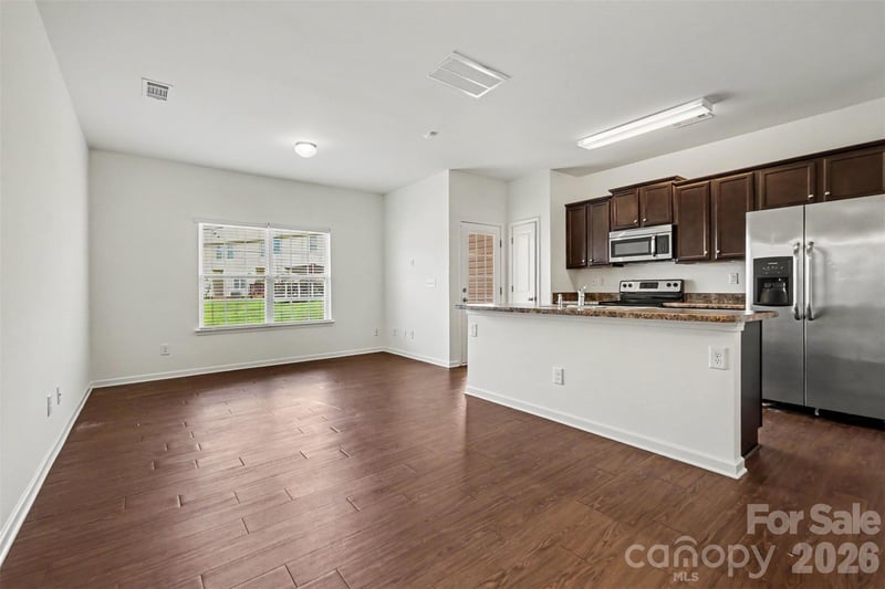 9369 Hamel St, Charlotte, NC 28215